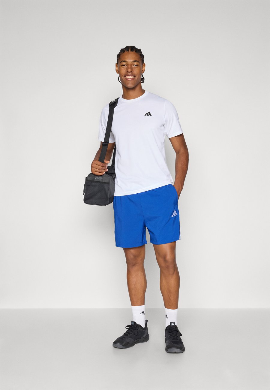 Спортивные шорты Adidas Sportswear CHELSEA, Team Royal Blue/White/Royal Blue — фото 2
