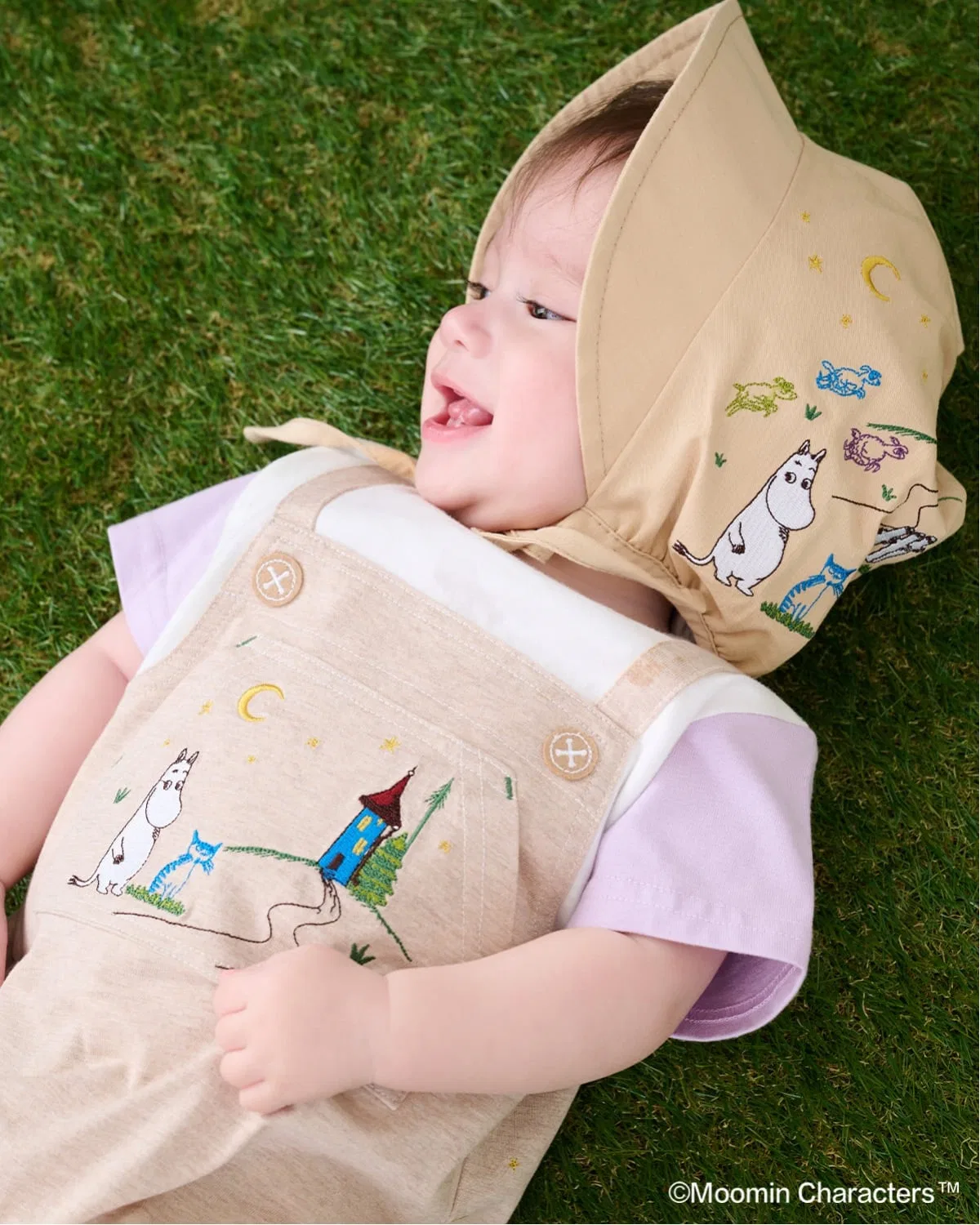 Детский полукомбинезон с вышивкой Moomin and Night Sky, хлопковый, kladskap, Beige — фото 2