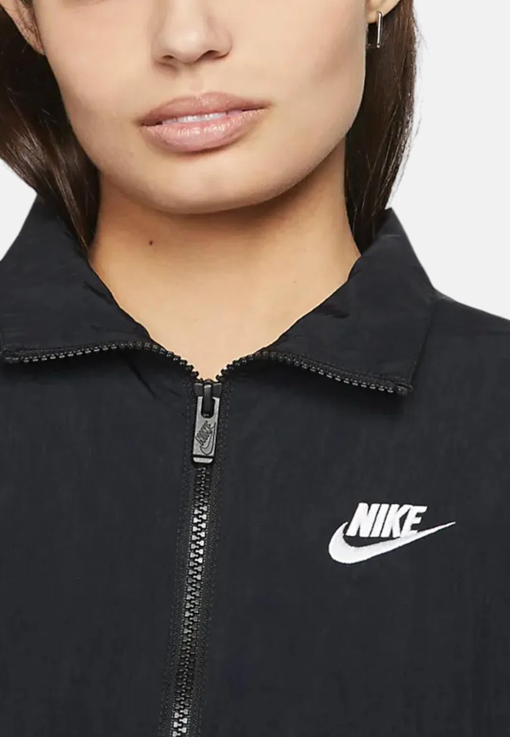 Женская куртка из нейлона Nike Sportswear, Schwarz — фото 4