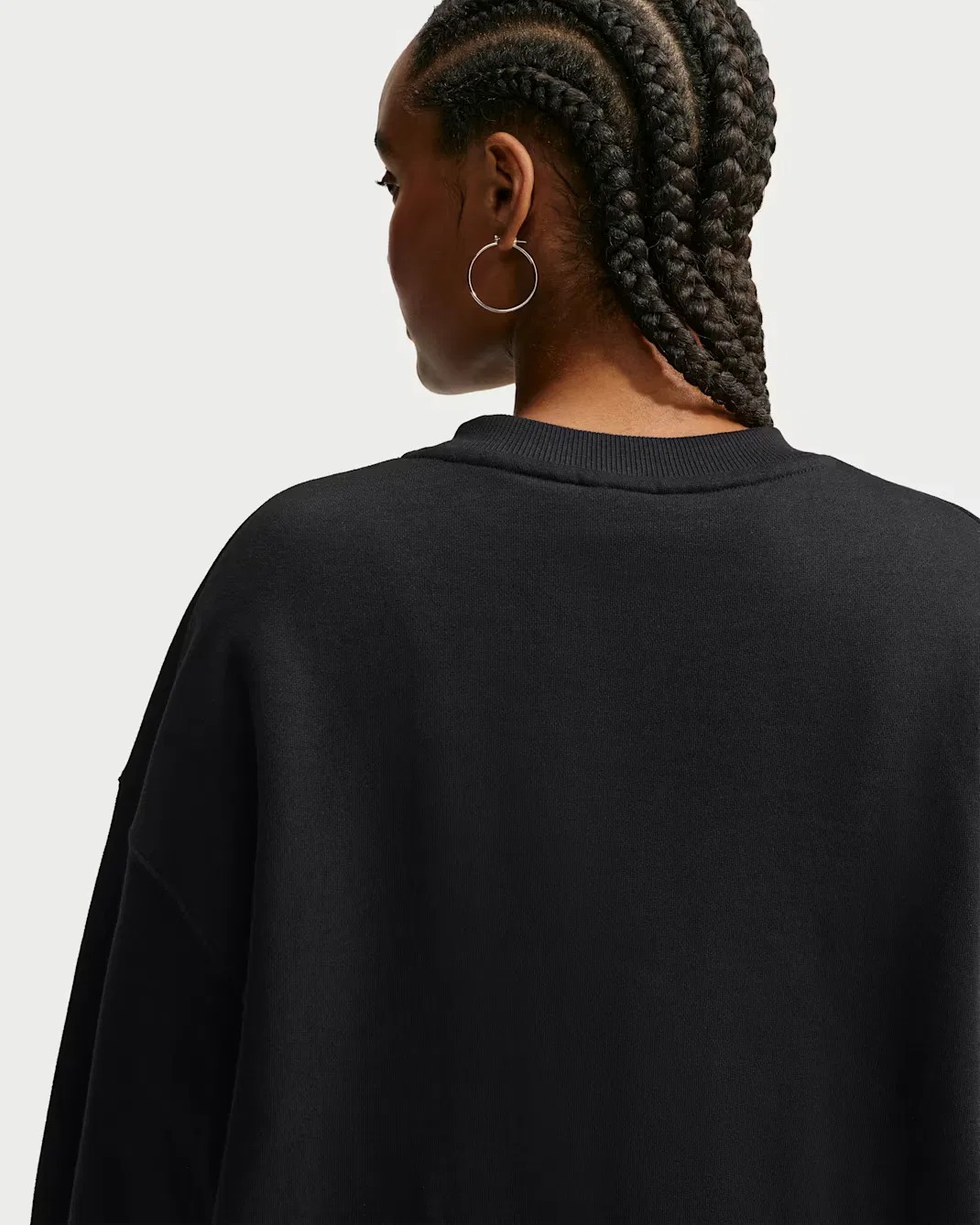 Женская свободная кофта с V-образным вырезом Nike Studio Fleece Medium Weight, Total Black/Sail — фото 2