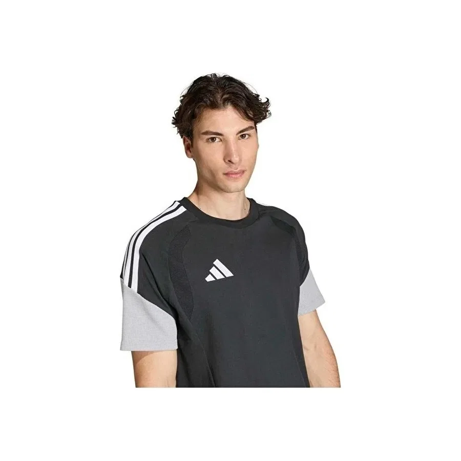 Спортивная футболка с круглым вырезом TIRO26C Tee adidas, Черный — фото 4