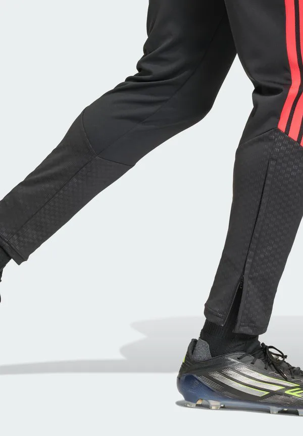 Спортивные штаны tiro 26 для соревнований Adidas Performance, Black/Semi Lucid Red — фото 2