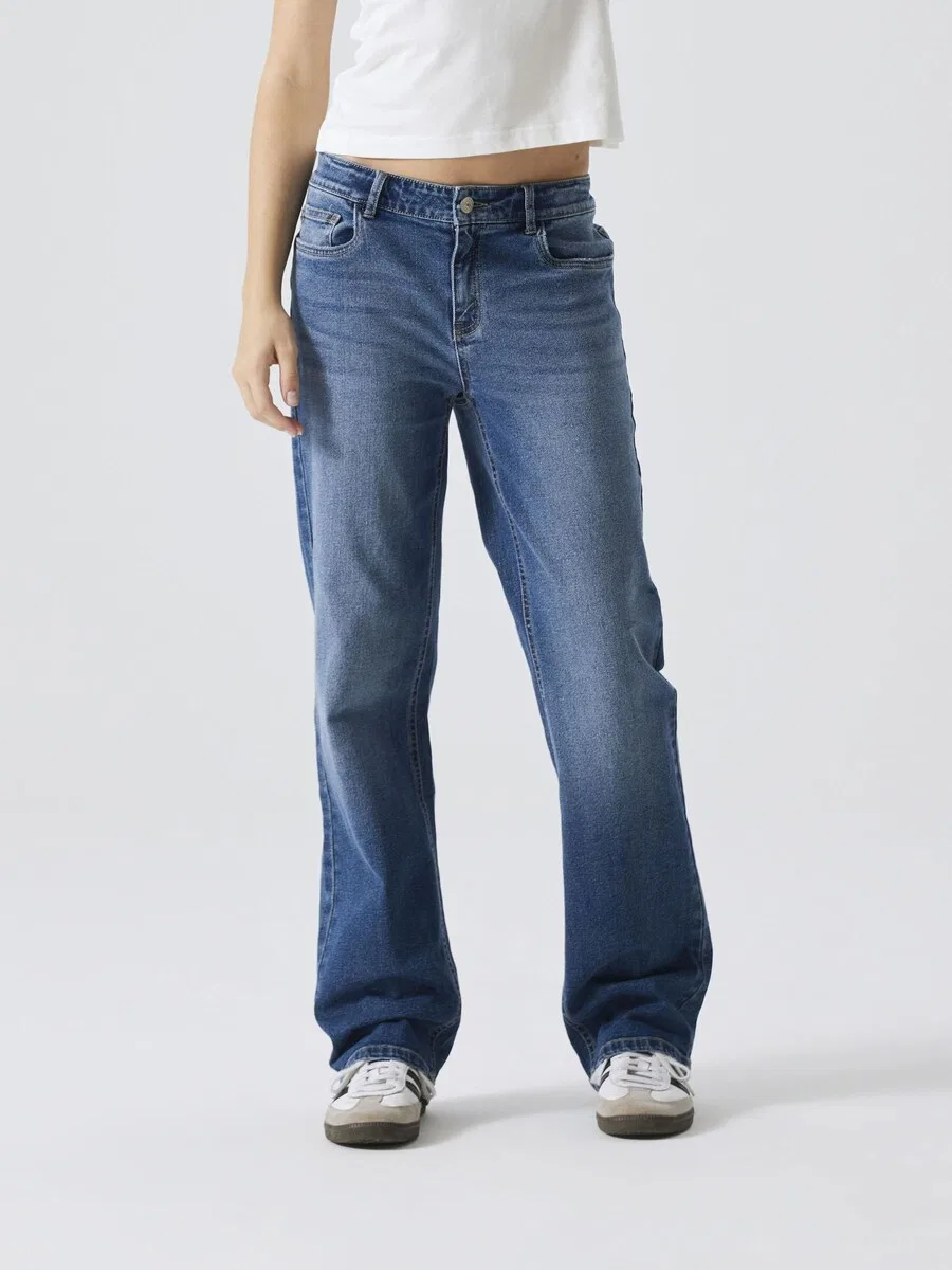 Джинсы LMTD Regular Jeans 'NLFTARIANNES' синего цвета — фото 3