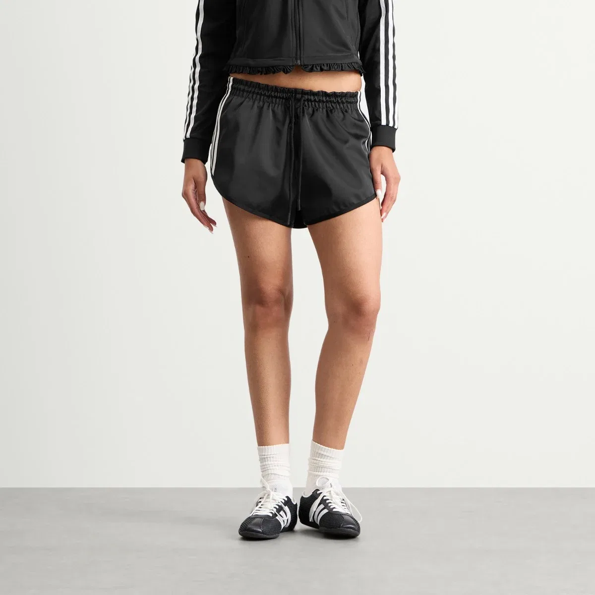 Шорты из атласа Munich 93 Adidas, Black — фото 2