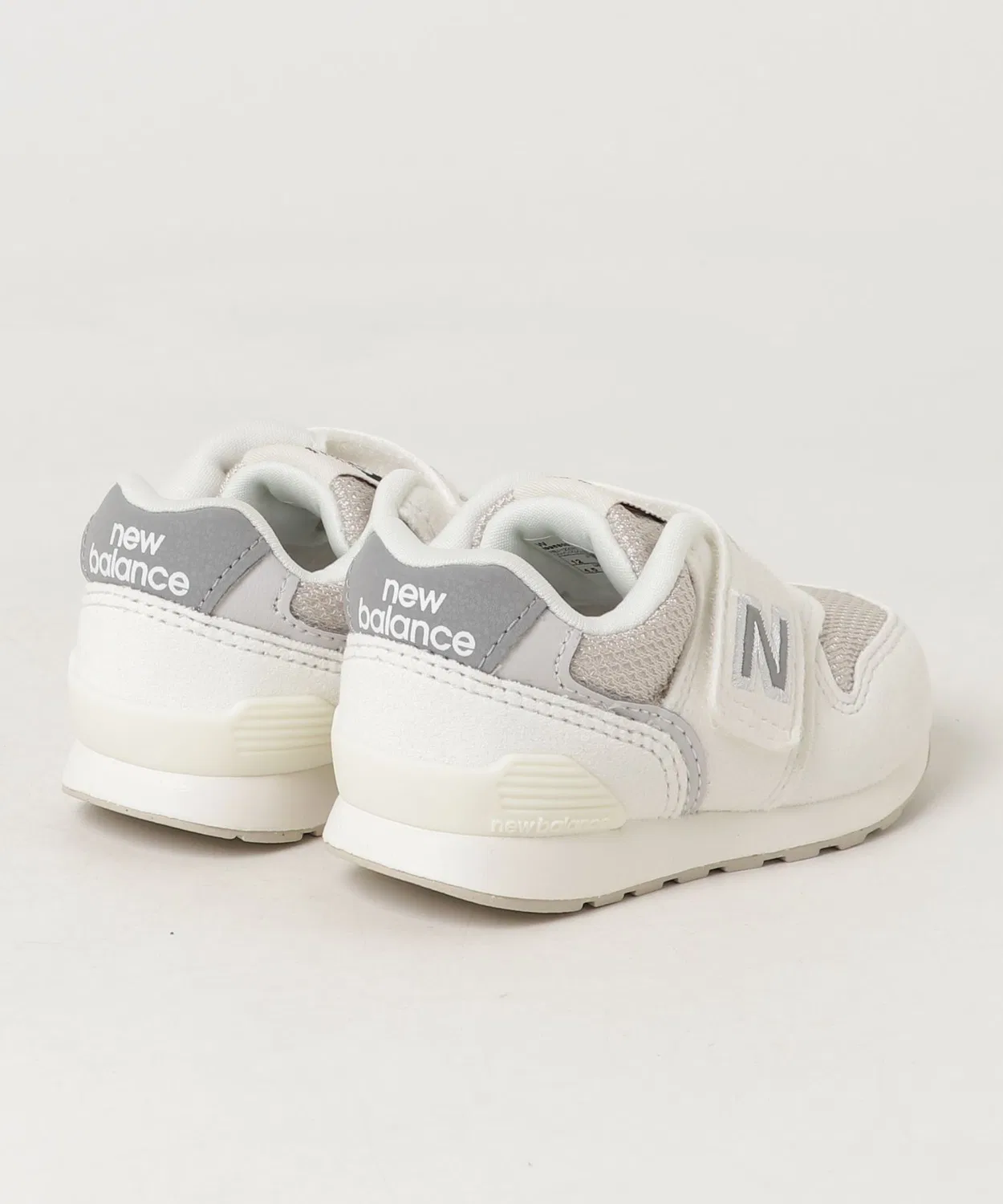 Детские кроссовки с липучкой 996 v3 New Balance, White — фото 4