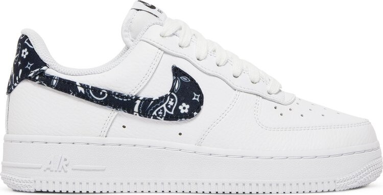

Кроссовки Nike Wmns Air Force 1 '07 Essentials 'Black Paisley', белый