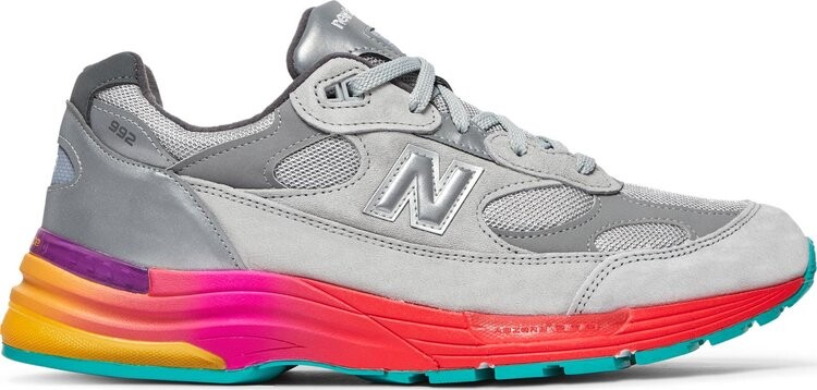 

Кроссовки New Balance 992 Made in USA 'Grey Multi', серый