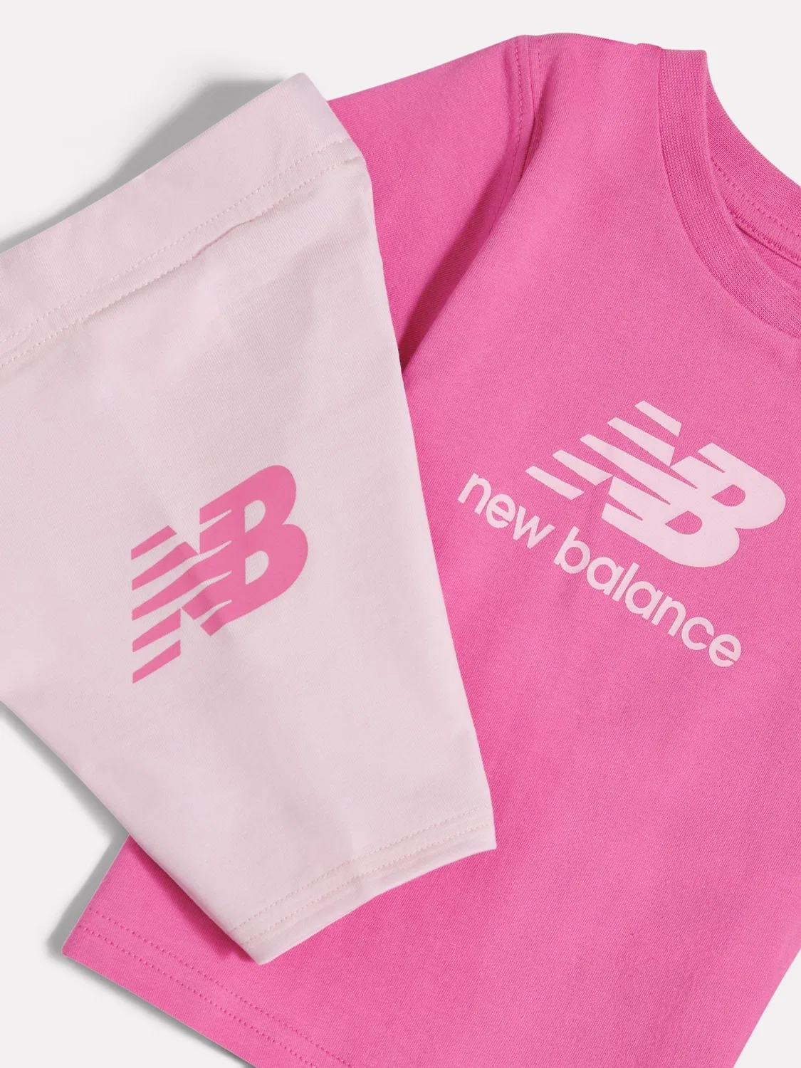 Комплект футболка и шорты-велосипедки New Balance, розовый — фото 3