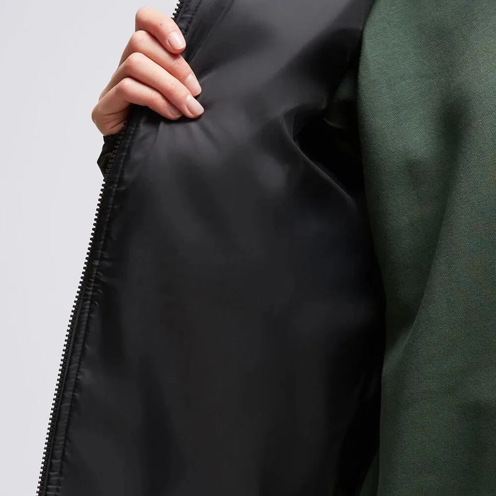 Женская спортивная куртка с утеплителем Nike NSW Therma-FIT FB7, Schwarz — фото 4