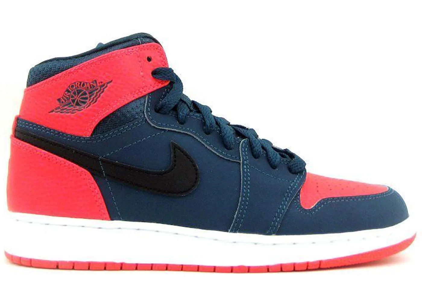 Детские кроссовки Lifestyle Jordan 1 Retro High Jordan, Teal/Black-Infrared 23-White