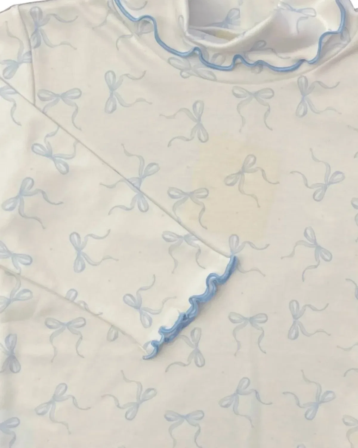 Детская футболка для девочек с длинным рукавом и принтом бантов Luigi Kids, White/Blue — фото 2