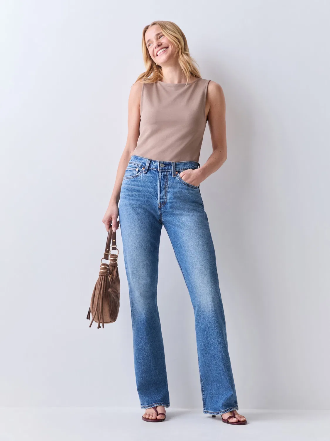 Джинсы bootcut с завышенной талией Wedgie Levi's, средний синий — фото 3