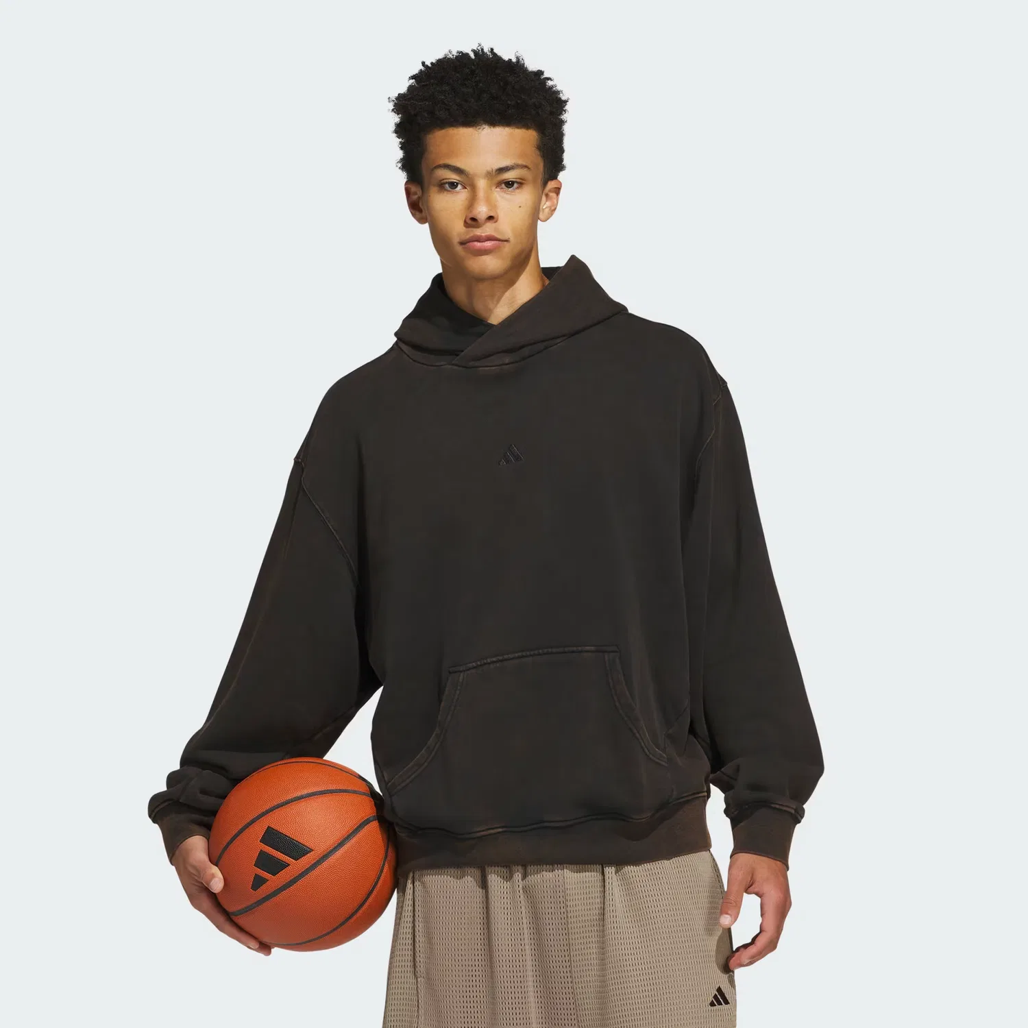 Толстовка с капюшоном свободного кроя Basketball Washed Fleece Adidas Performance, черный — фото 3