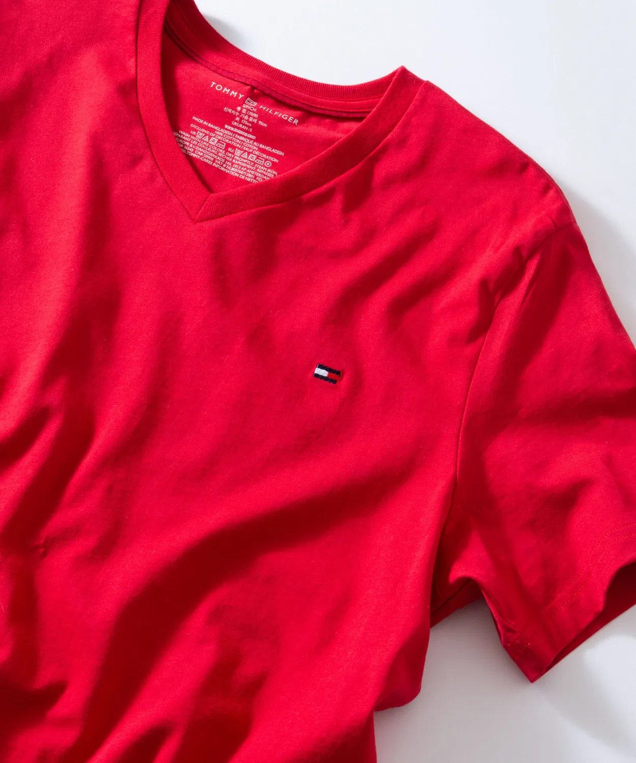 Мужская футболка с вышивкой V-образным вырезом CORE FLAG TOMMY HILFIGER, Red