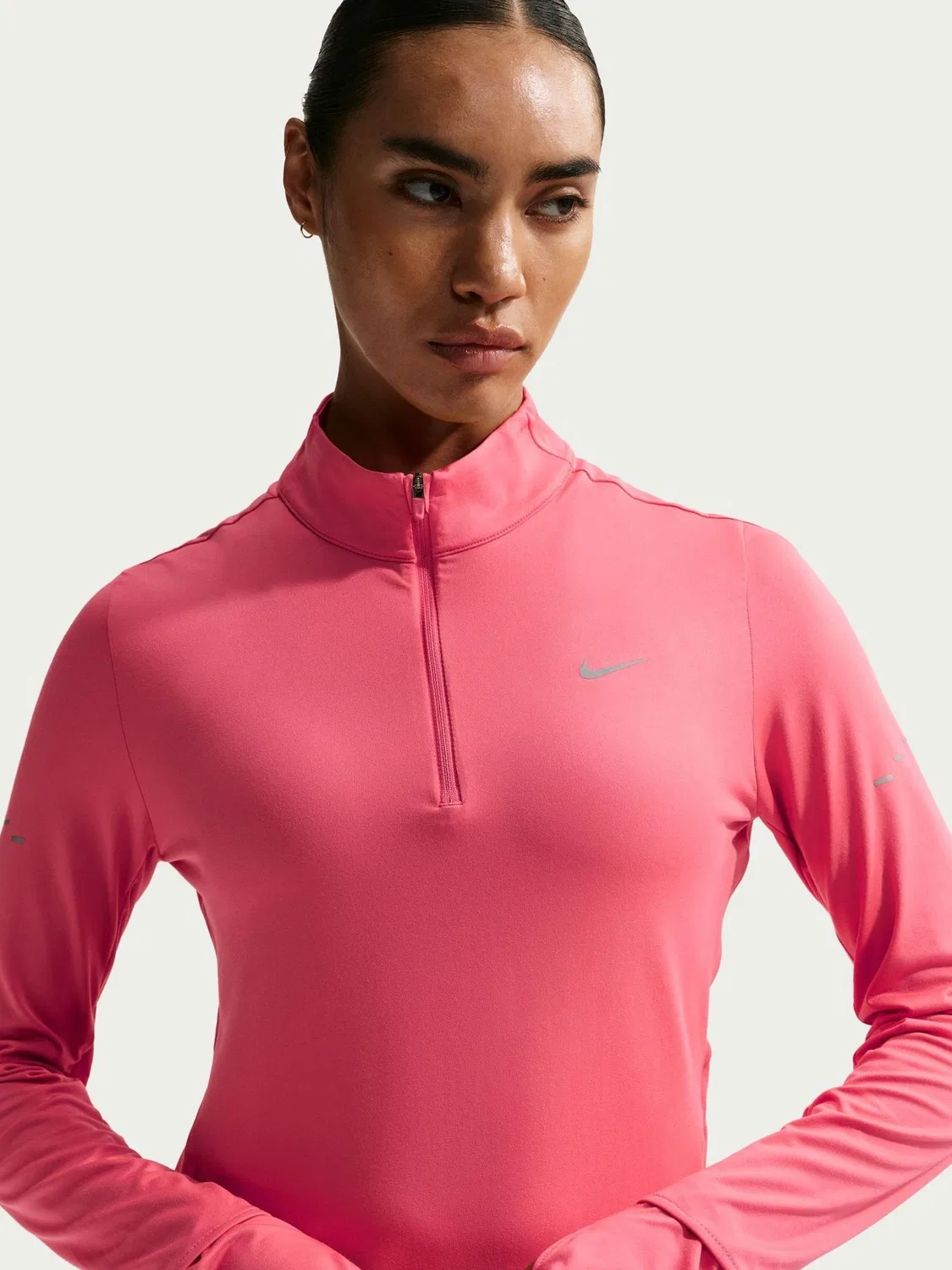 Беговая куртка Nike Swift Dri-FIT UV, коралловый — фото 4
