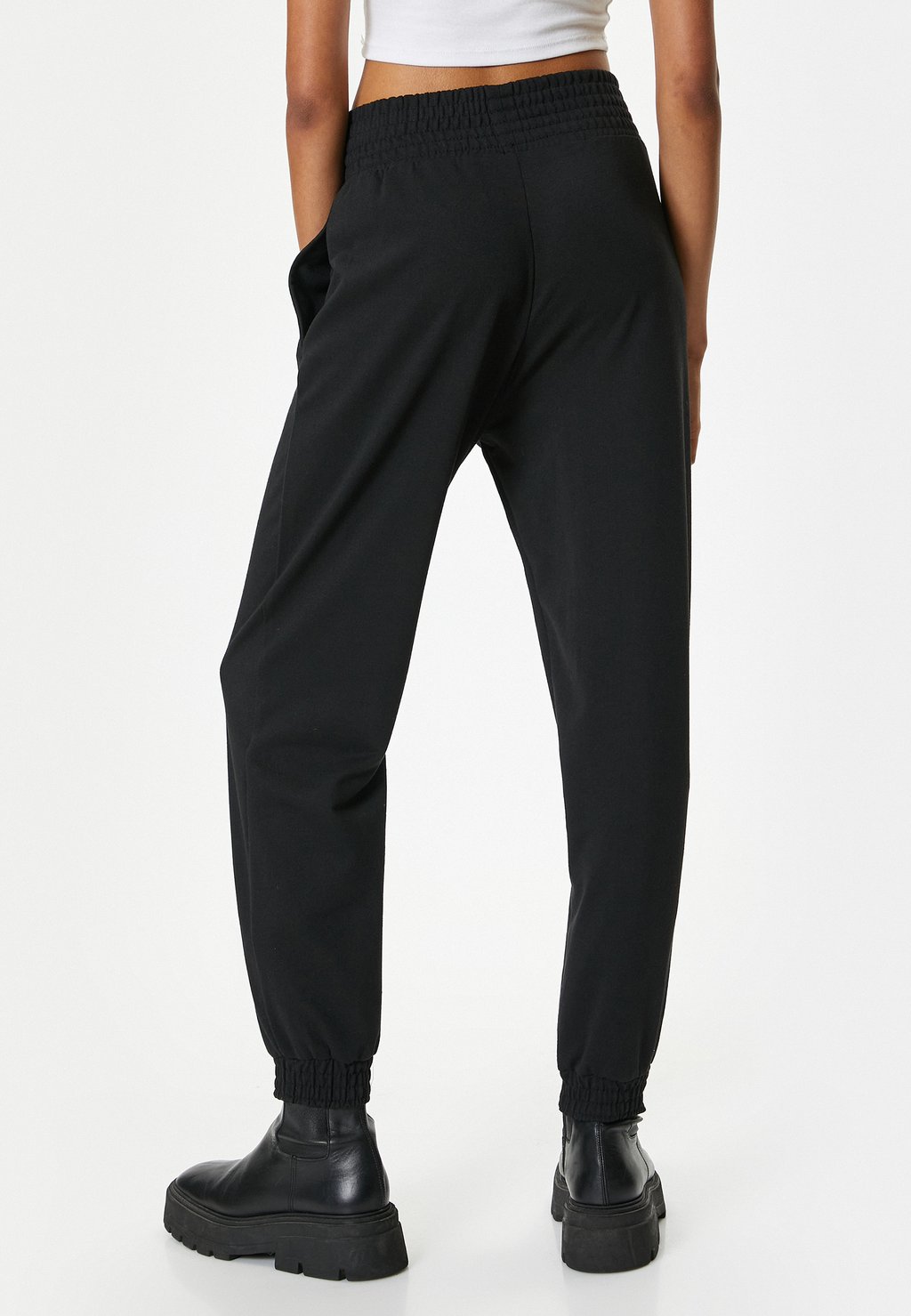 

Спортивные брюки JOGGER Koton, черный