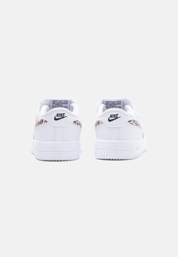 Кроссовки унисекс force 1 easyon Nike Sportswear, White/Black — фото 3