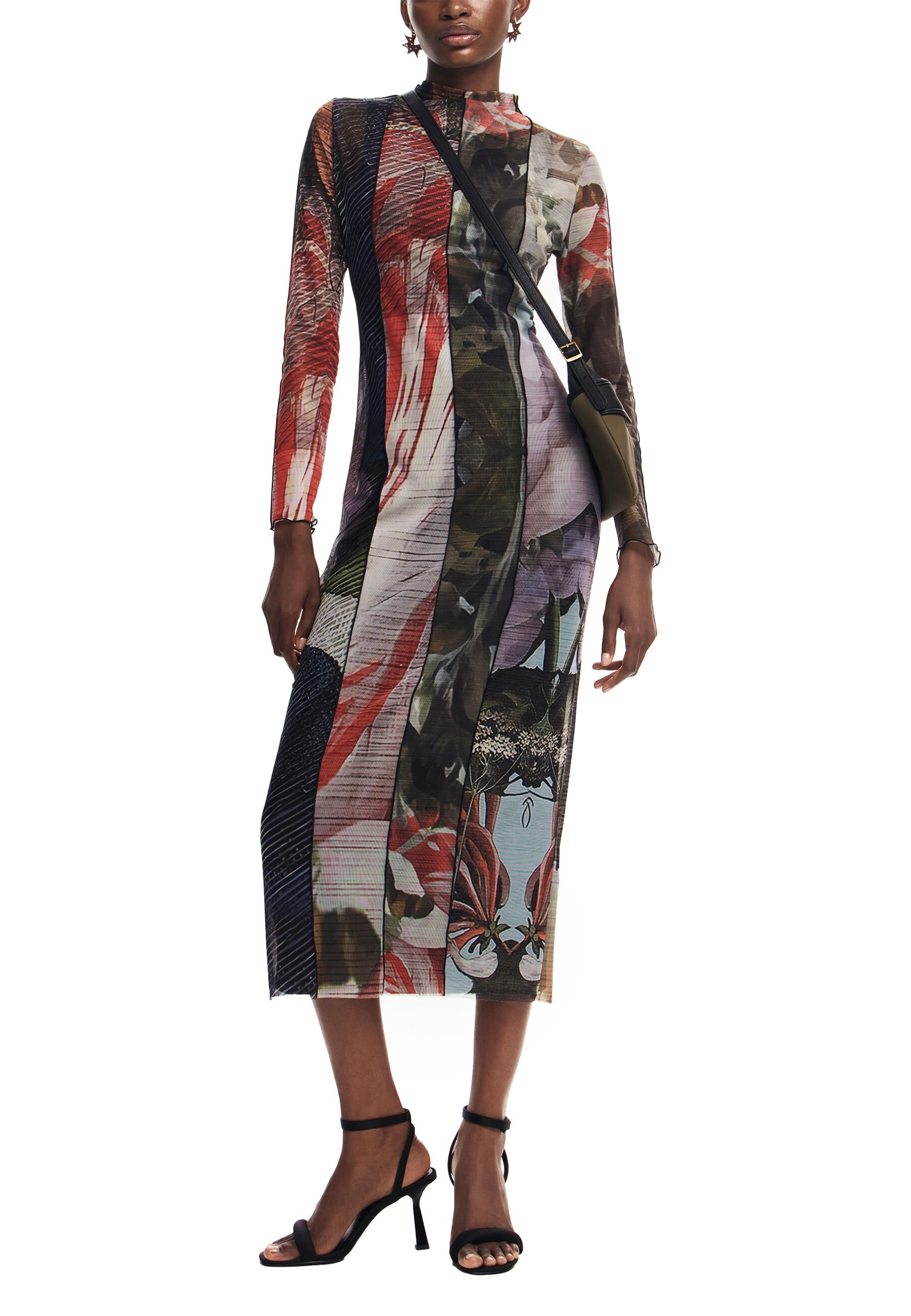 

Платье Desigual с длинными рукавами, зеленый