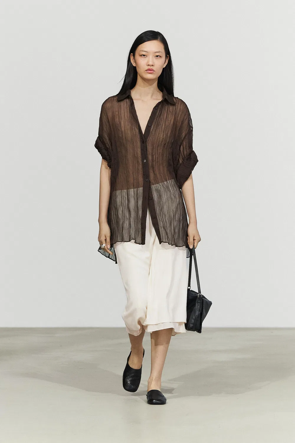 Рубашка Massimo Dutti, плиссированная, для создания полного образа, коричневая