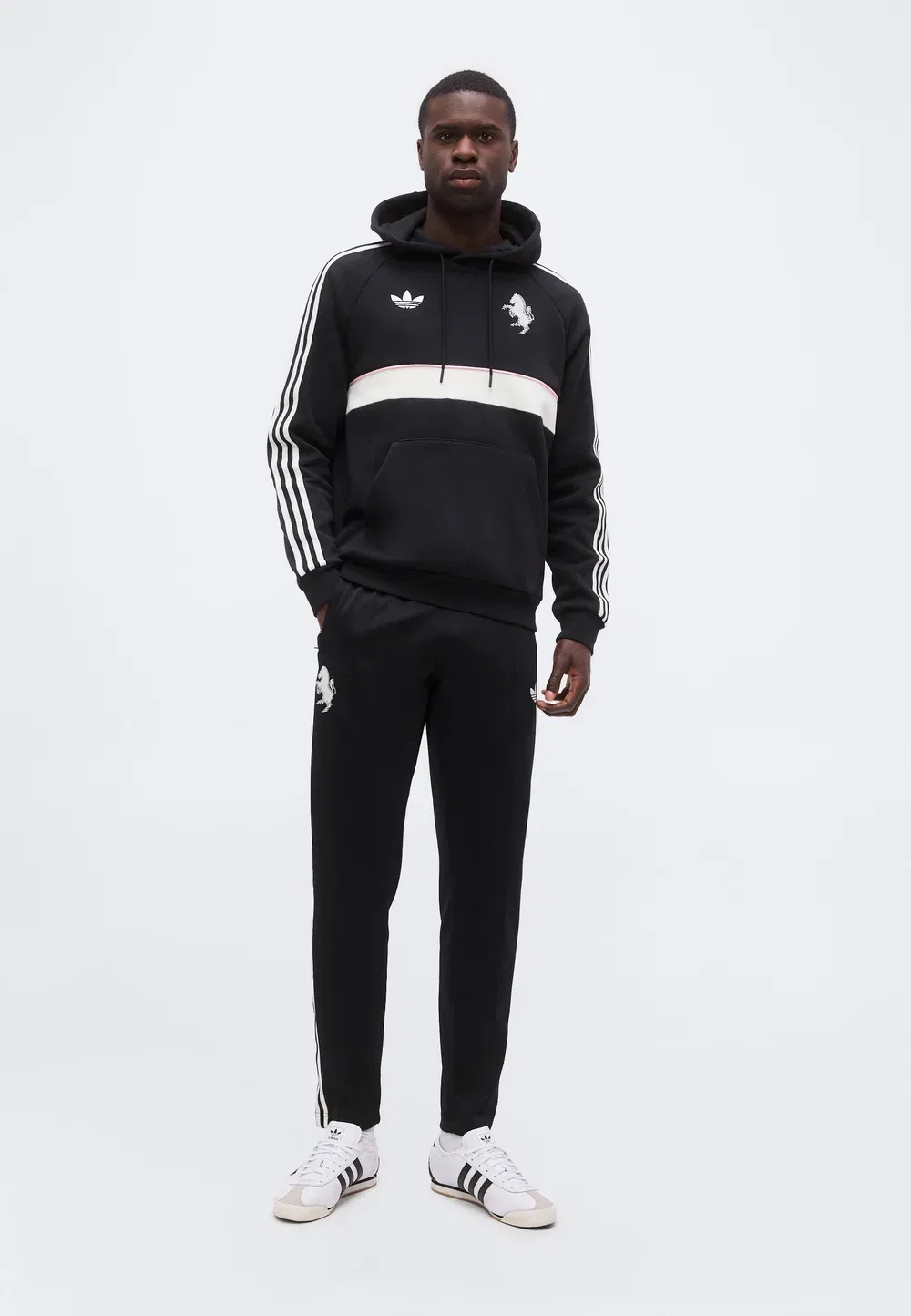 Спортивные штаны «Ювентус Турин» - клубная одежда Adidas Originals, Black — фото 2