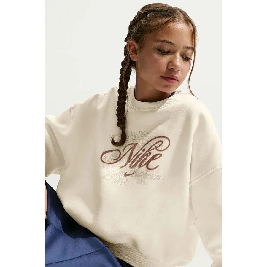 Детский свитшот из футера с принтом Club Fleece Boxy Crew Gfx Nike, Кремовый — фото 3