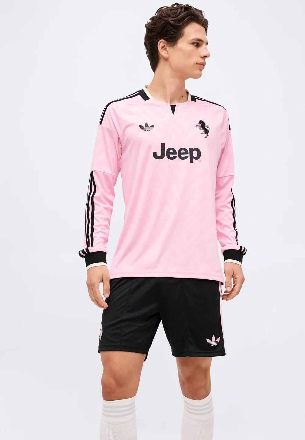 Шорты «Ювентуса» для выездных матчей сезона 26/27 - клубная форма Adidas Originals, Black