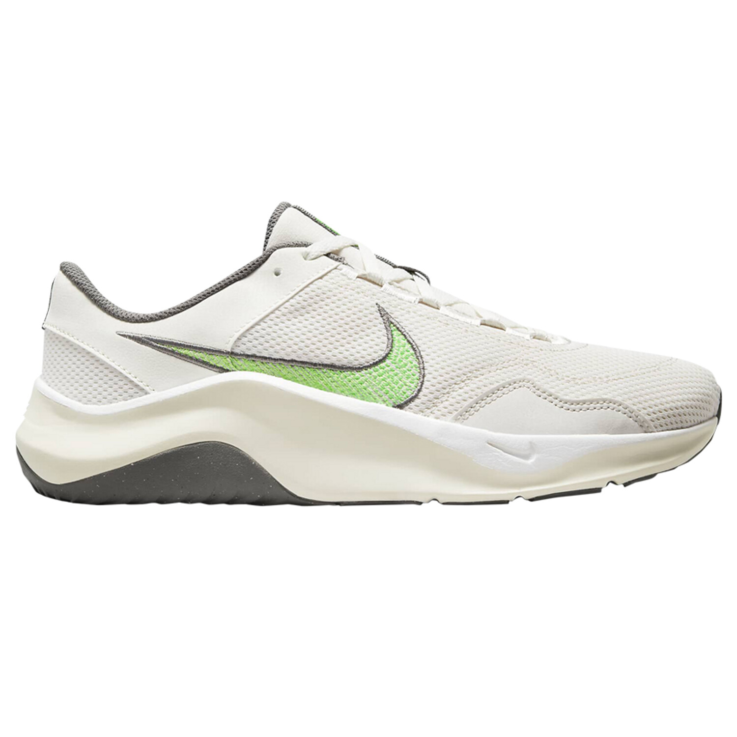 

Кроссовки Nike Legend Essential 3 Next Nature 'Phantom Green Strike', Серый