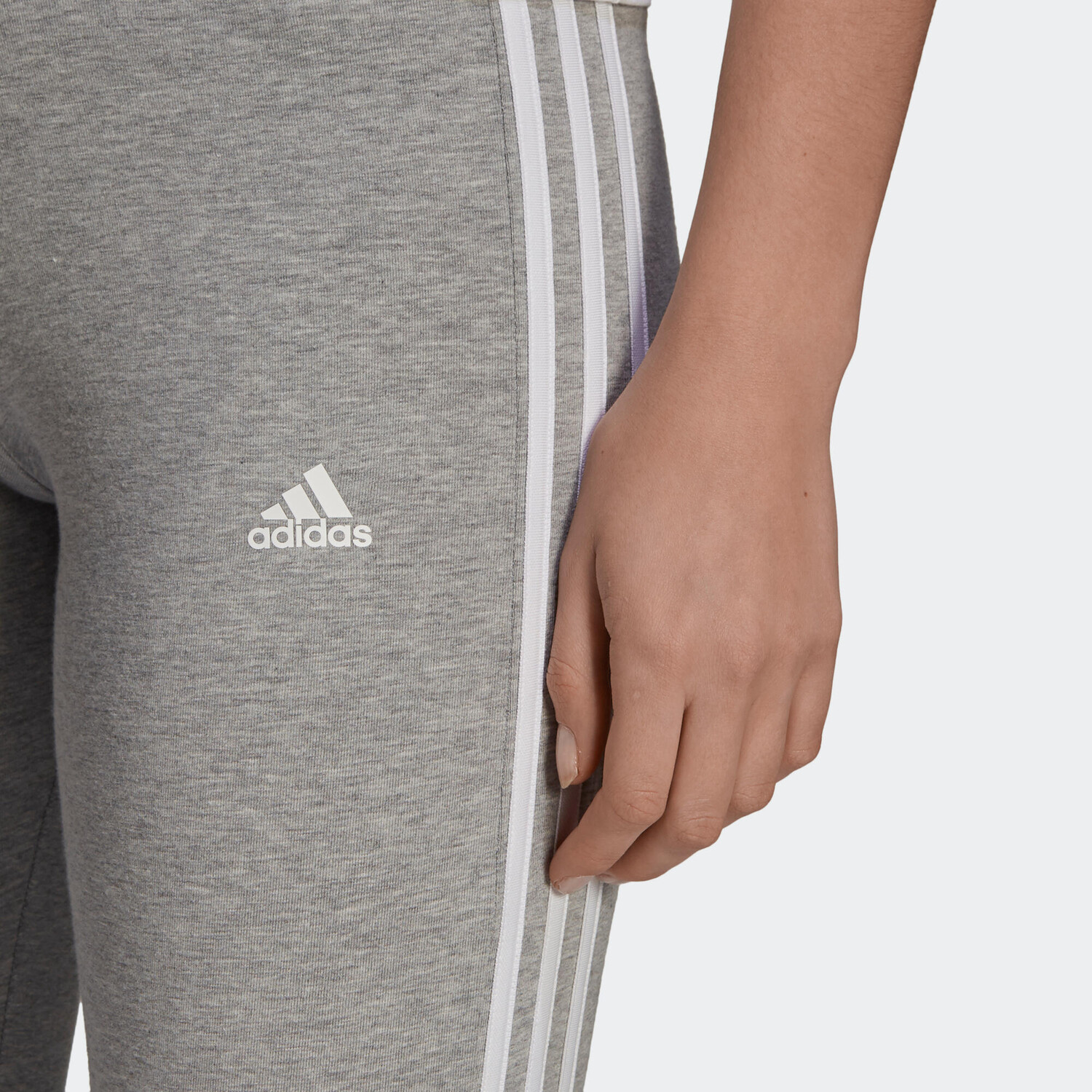 

Леггинсы фитнес 3 полоски женские светло-серые в крапинку ADIDAS