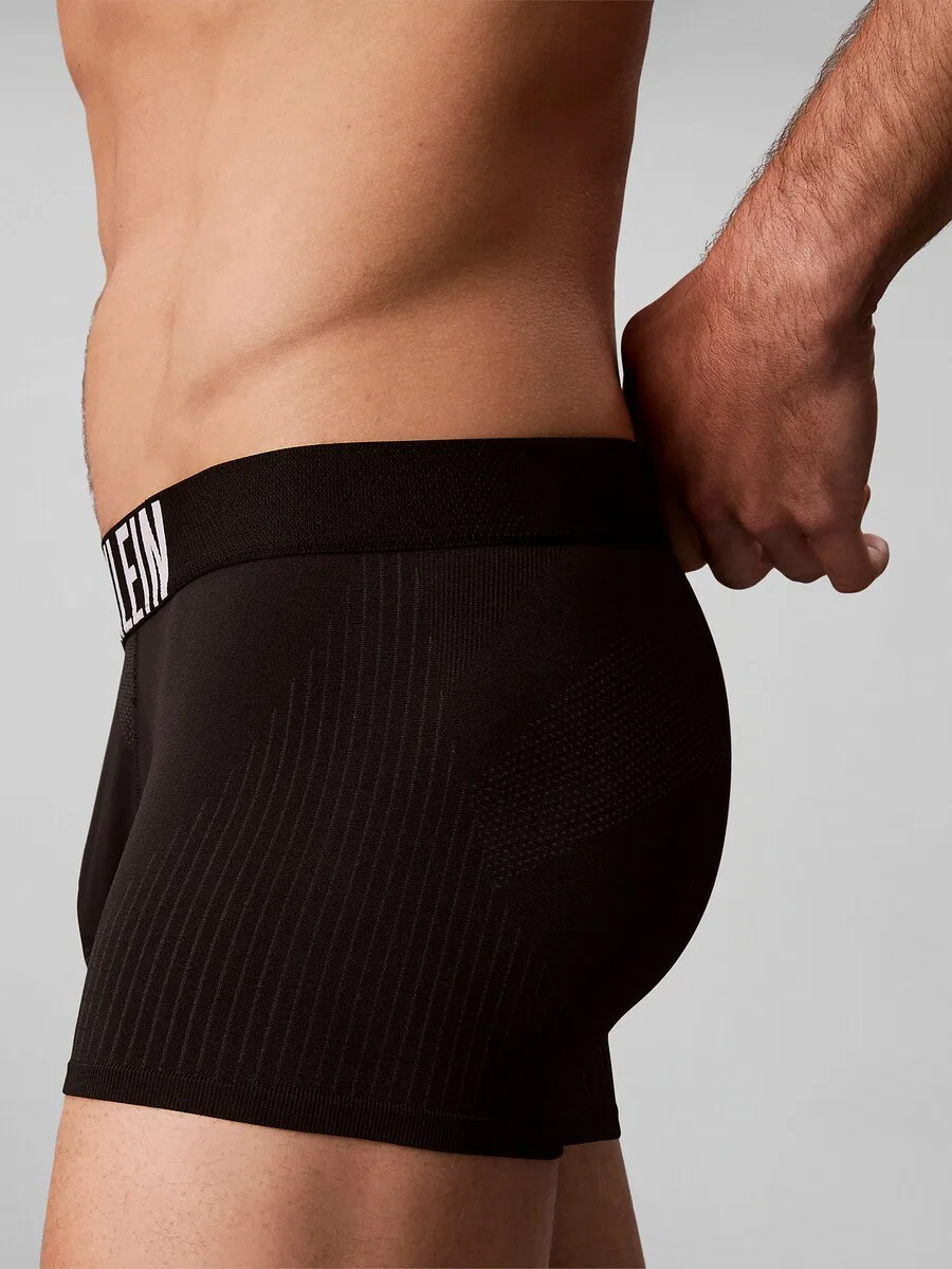 Боксерские шорты Calvin Klein темно-коричневого цвета — фото 4