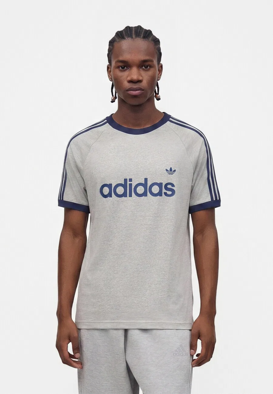 Футболка ADIDAS ORIGINALS 'Ringer' серого цвета — фото 2