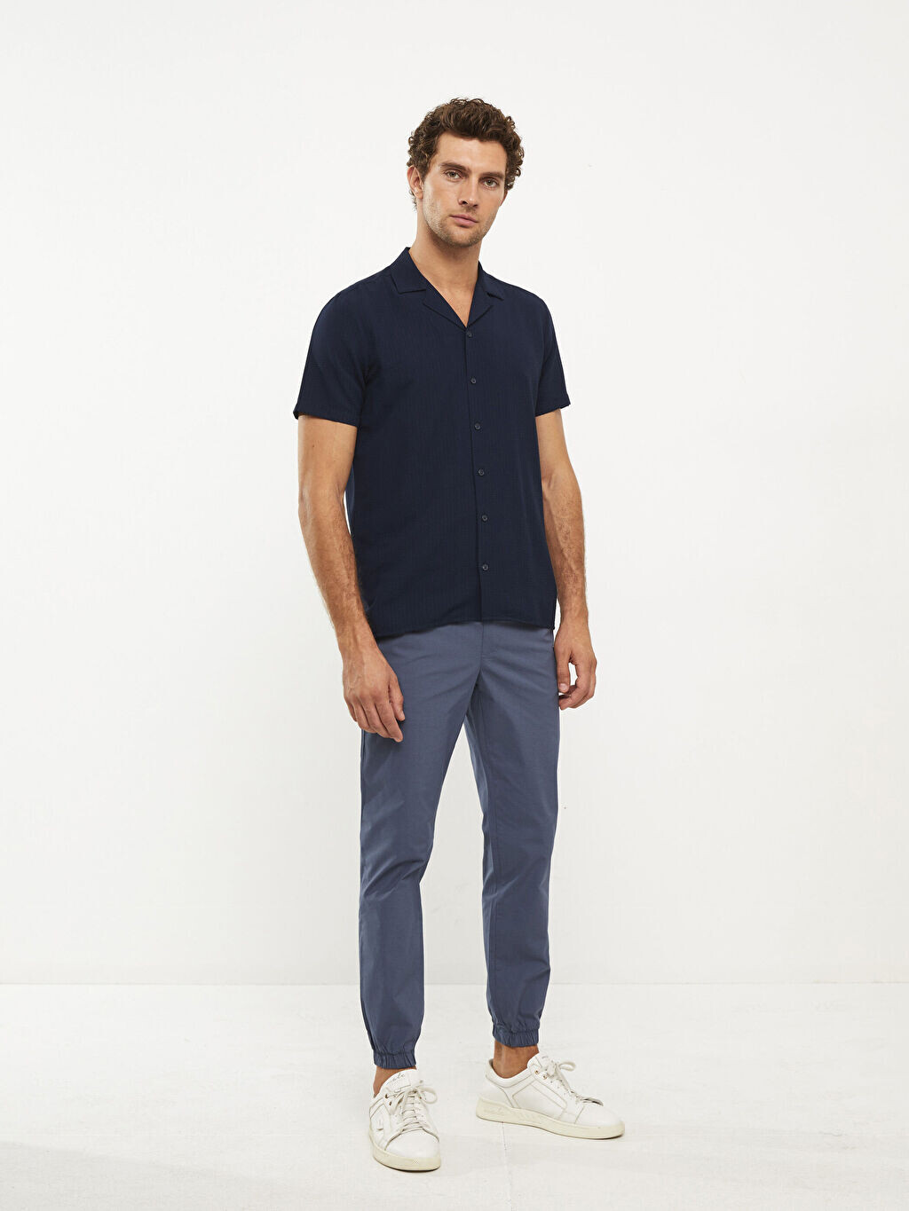 

Мужские брюки чинос Slim Fit из габардина LCWAIKIKI Classic, Серый, Мужские брюки чинос Slim Fit из габардина LCWAIKIKI Classic
