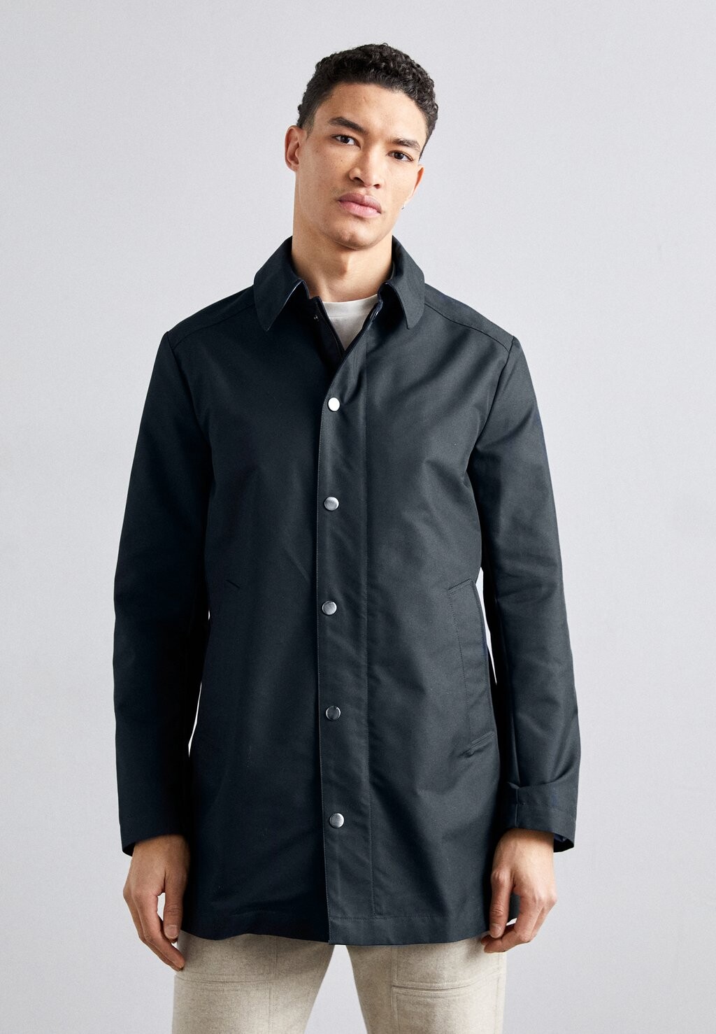 

Короткое пальто SUKH COAT STUDIO ID, цвет navy