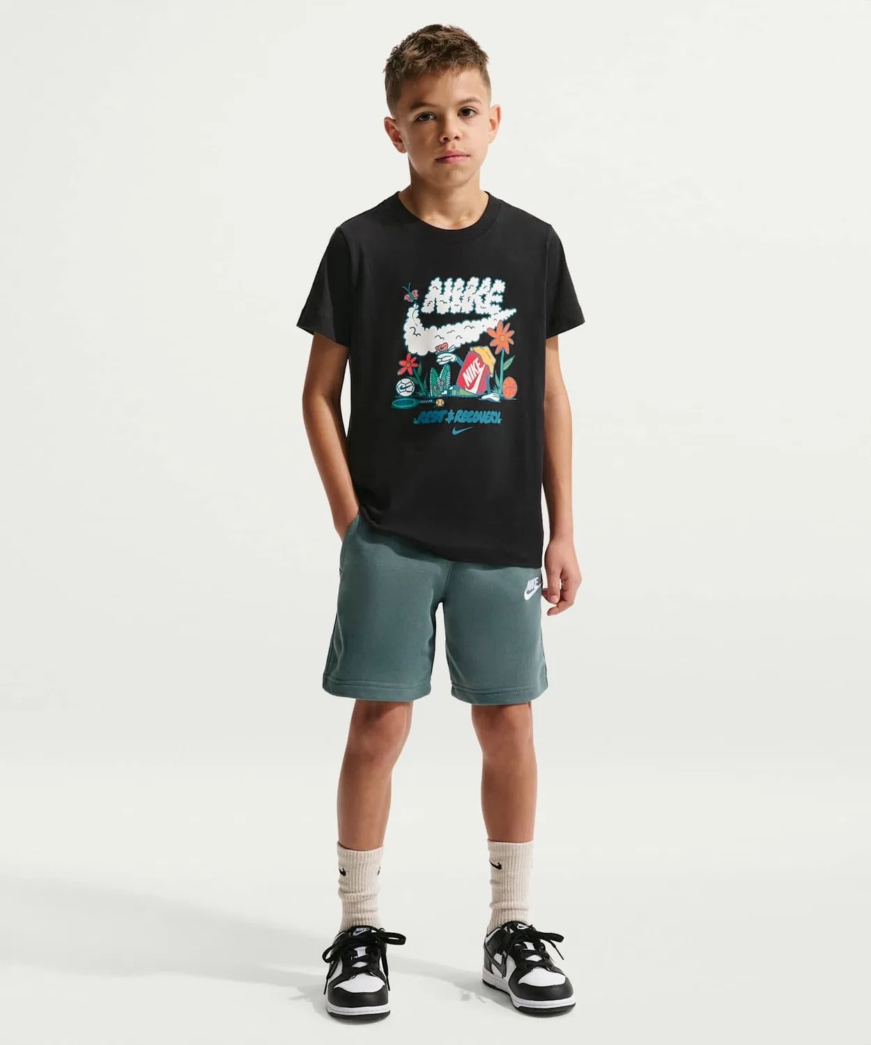 Детская футболка с принтом Nike Sportswear Big Kids' T-Shirt NIKE, Black — фото 4
