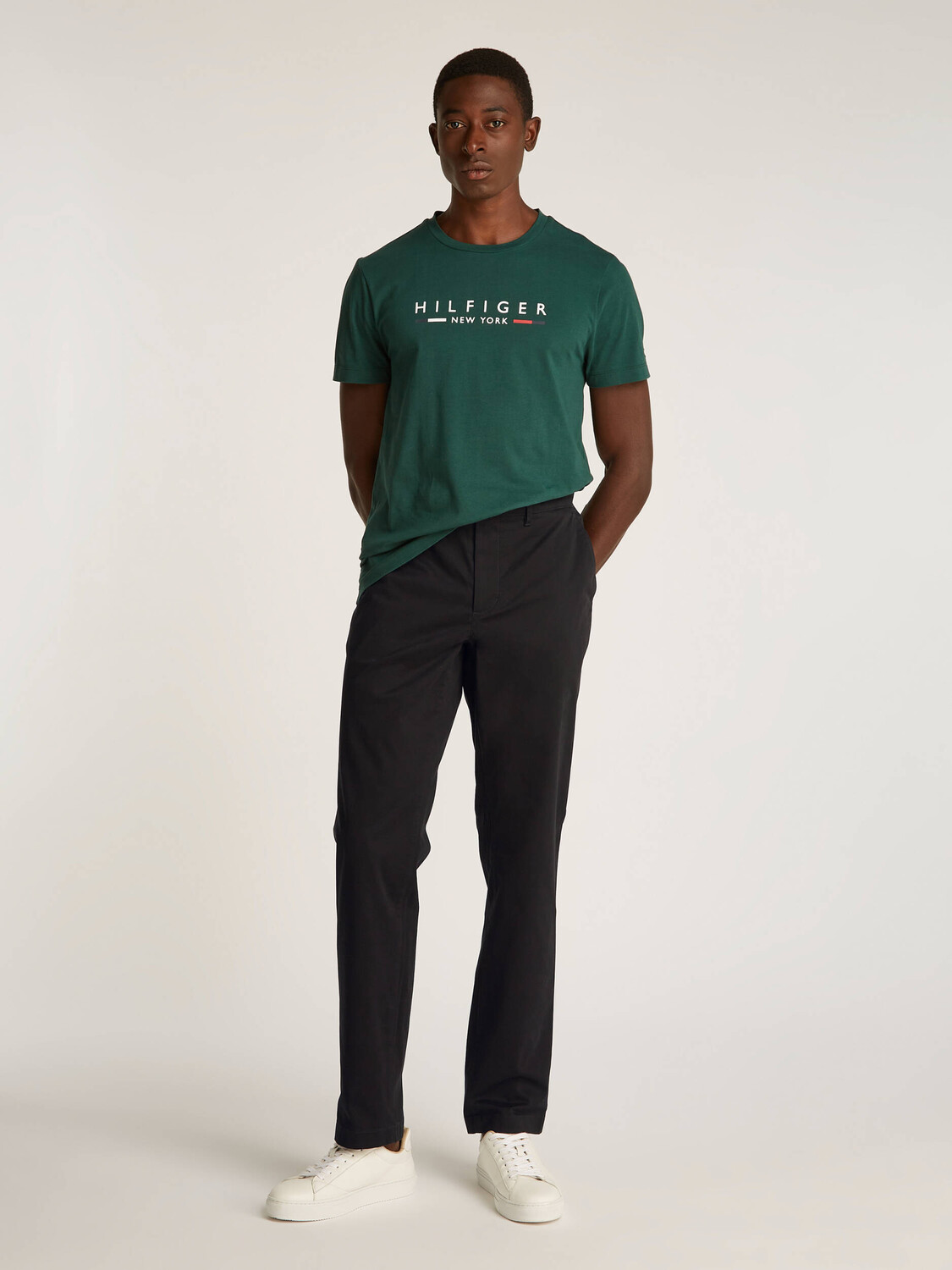 Брюки Tommy Hilfiger chino Denton Regular Fit, черный — фото 2