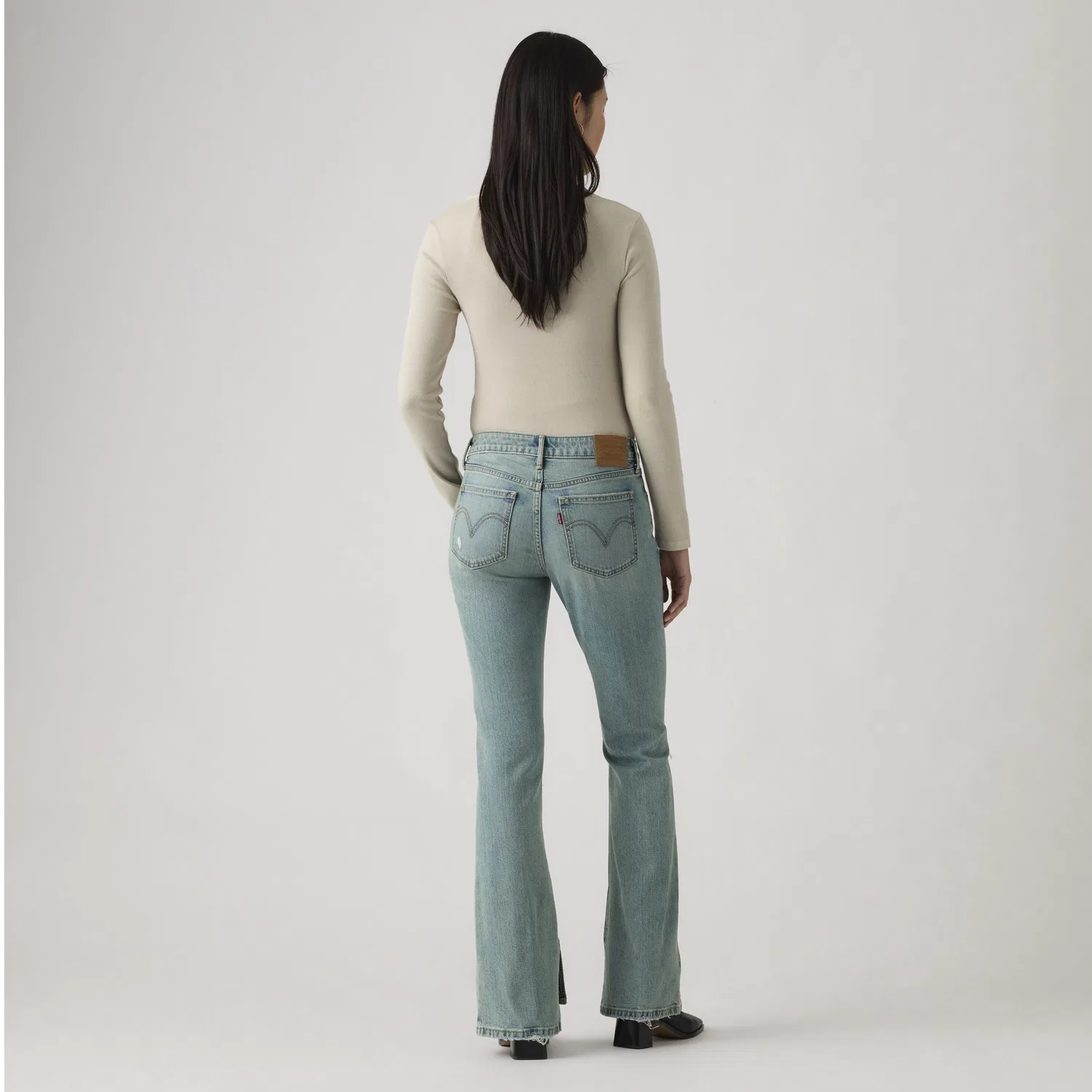 Женские джинсы-клеш с заниженной талией Levi's, Light Wash — фото 3