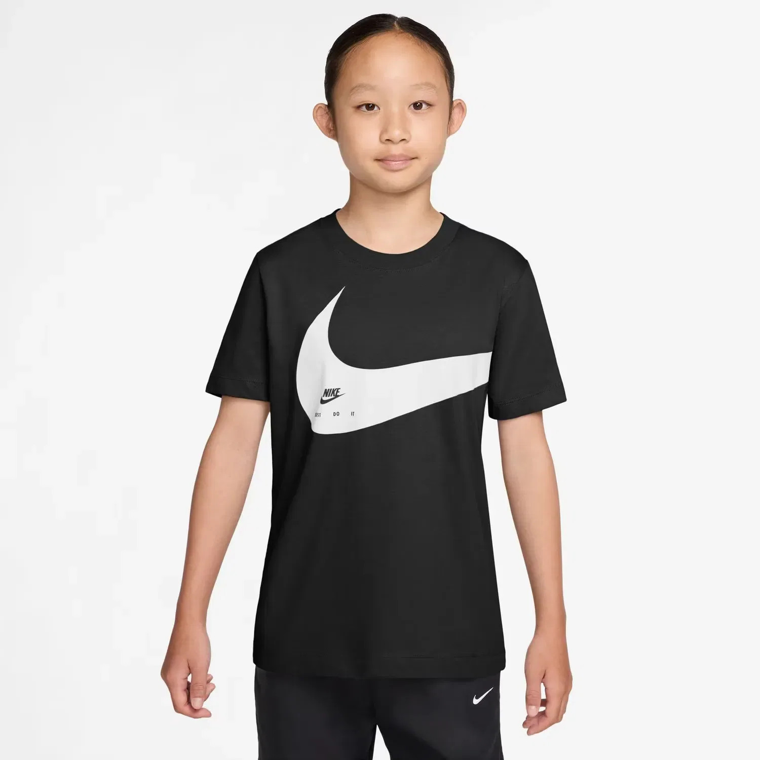 Детская футболка для мальчиков хлопковая Sportswear Tee Club Energy S26 Nike, Negro