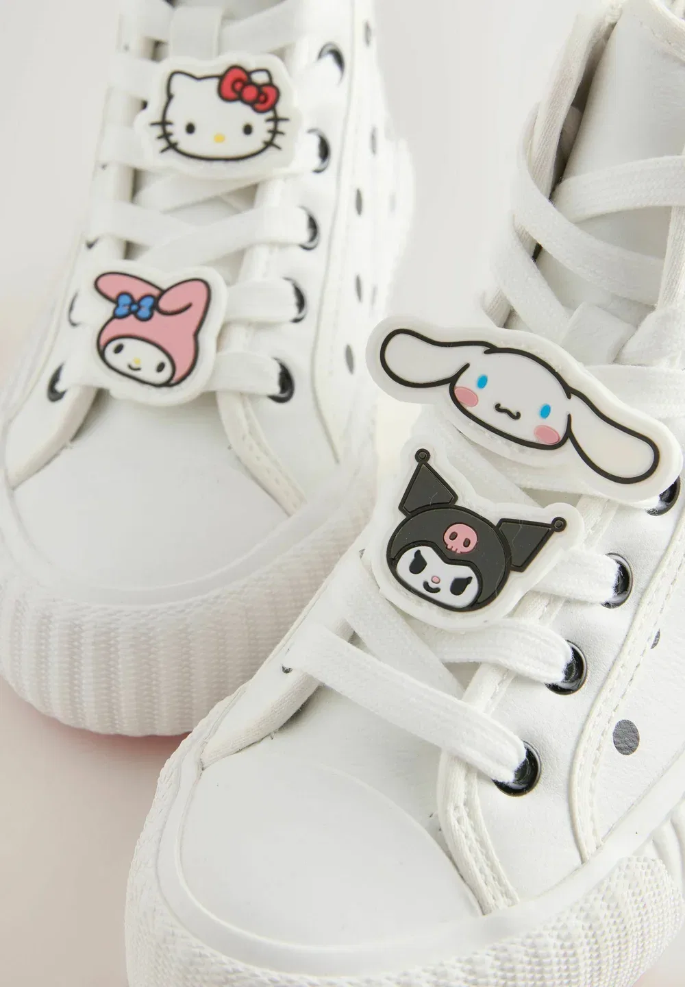 Стандартный крой - высокие кроссовки Hello Kitty и друзья - высокие кроссовки Next, White — фото 3