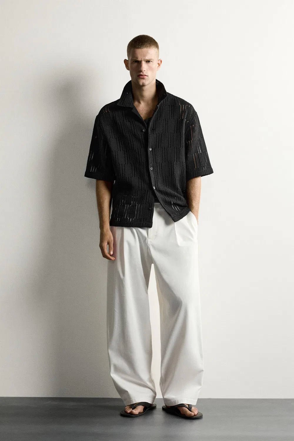 Рубашка свободного кроя из ткани с открытым плетением. ZARA, Black