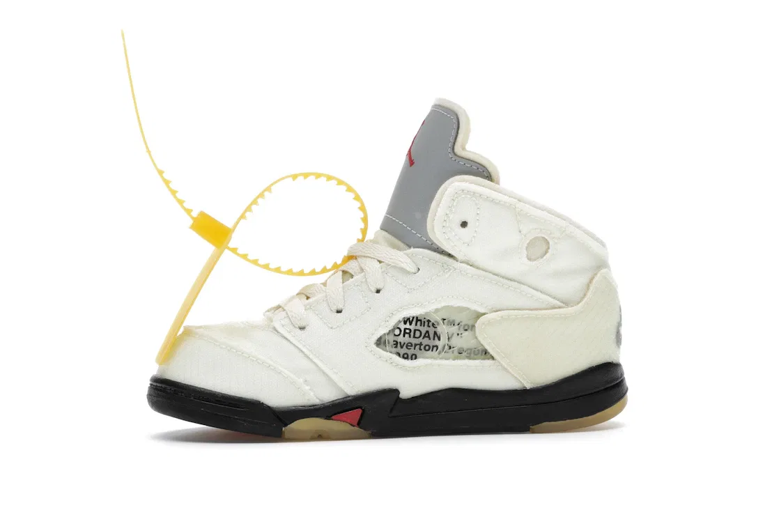 Детские кроссовки Lifestyle с принтом Jordan 5 Retro, Sail/Fire Red-Muslin-Black — фото 3