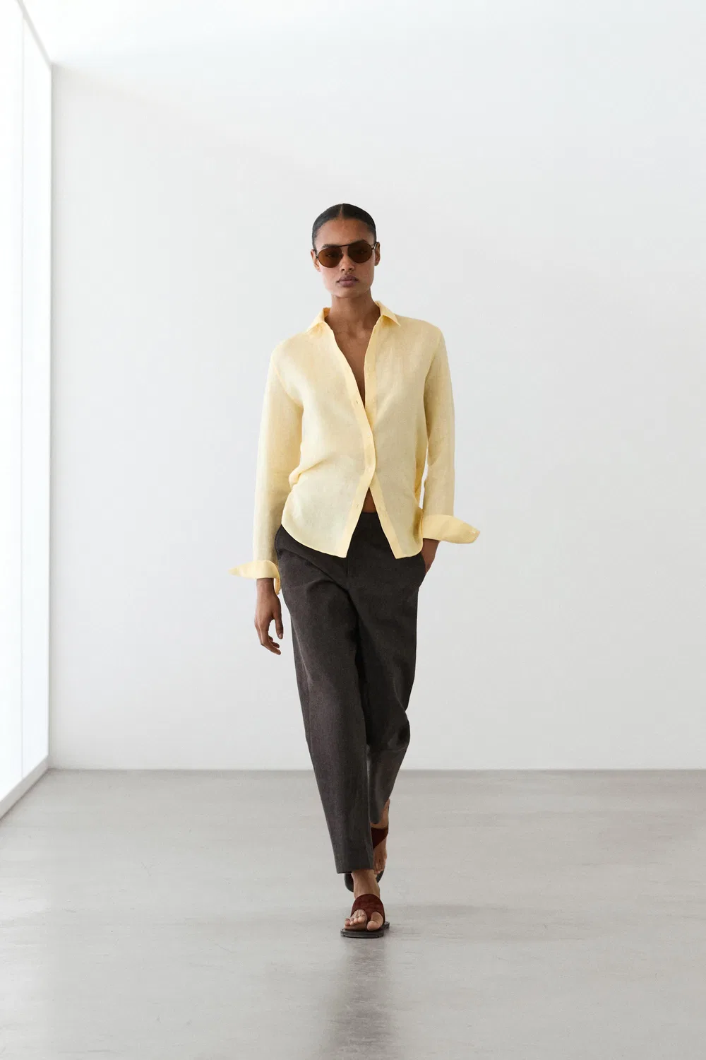 Брюки приталенного кроя из смесовой льняной ткани Massimo Dutti, коричневый меланж