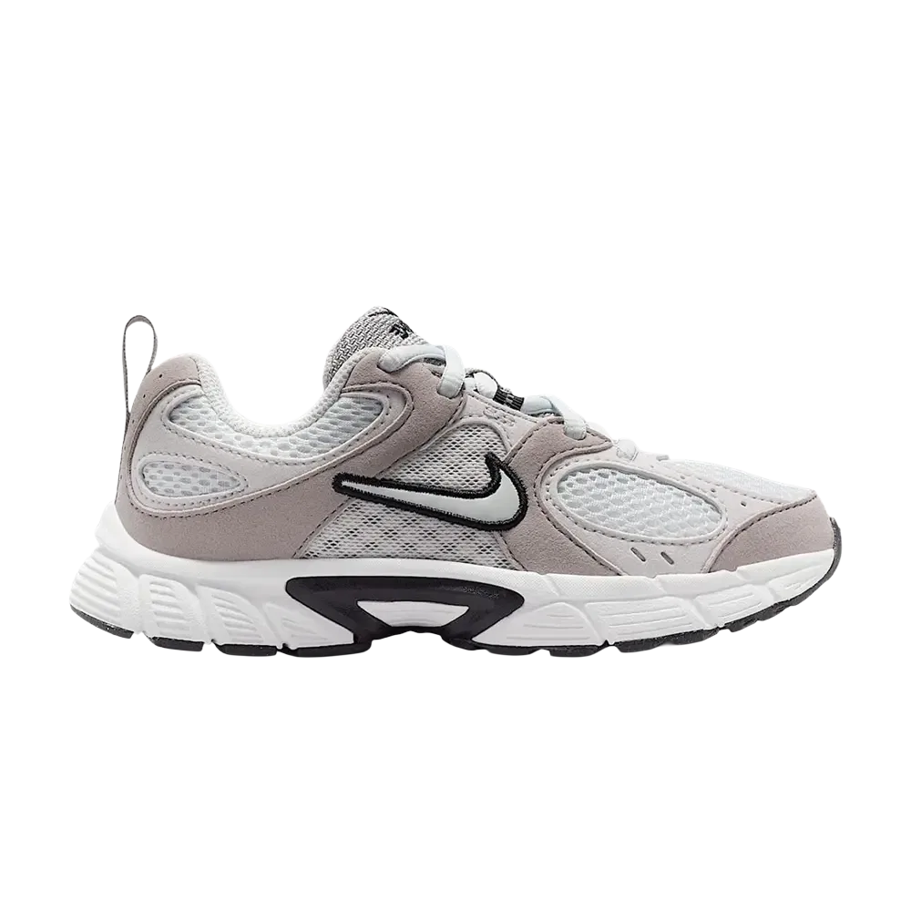 Кроссовки Nike V5 RNR Suede PS, серый