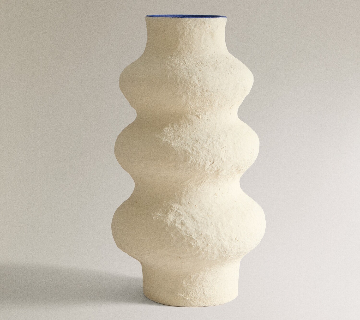 

Ваза Zara Home Irregular Papier-mâché, светло-бежевый