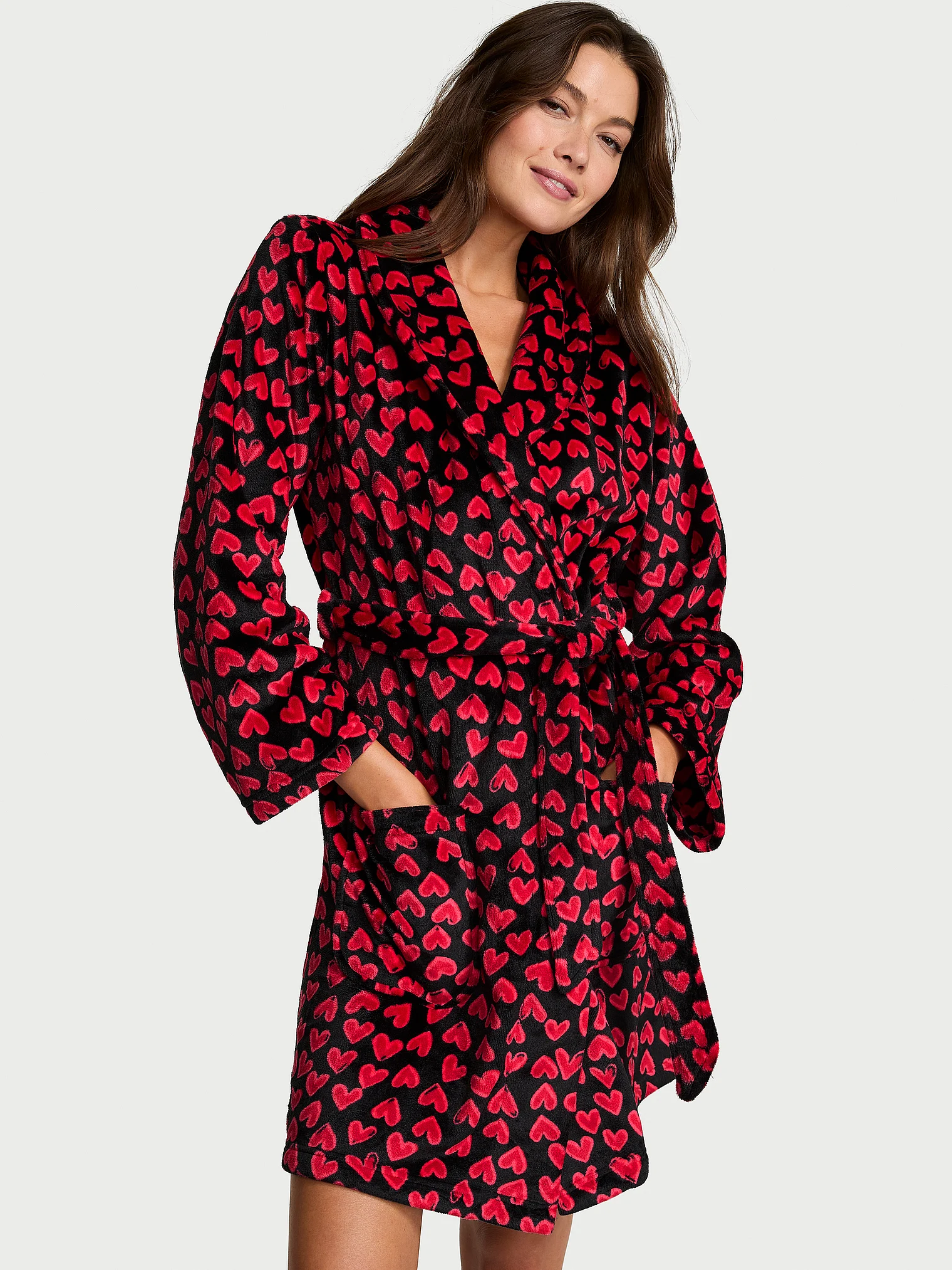 

Халат Victoria's Secret Cozy Plush Robe, черный/красный