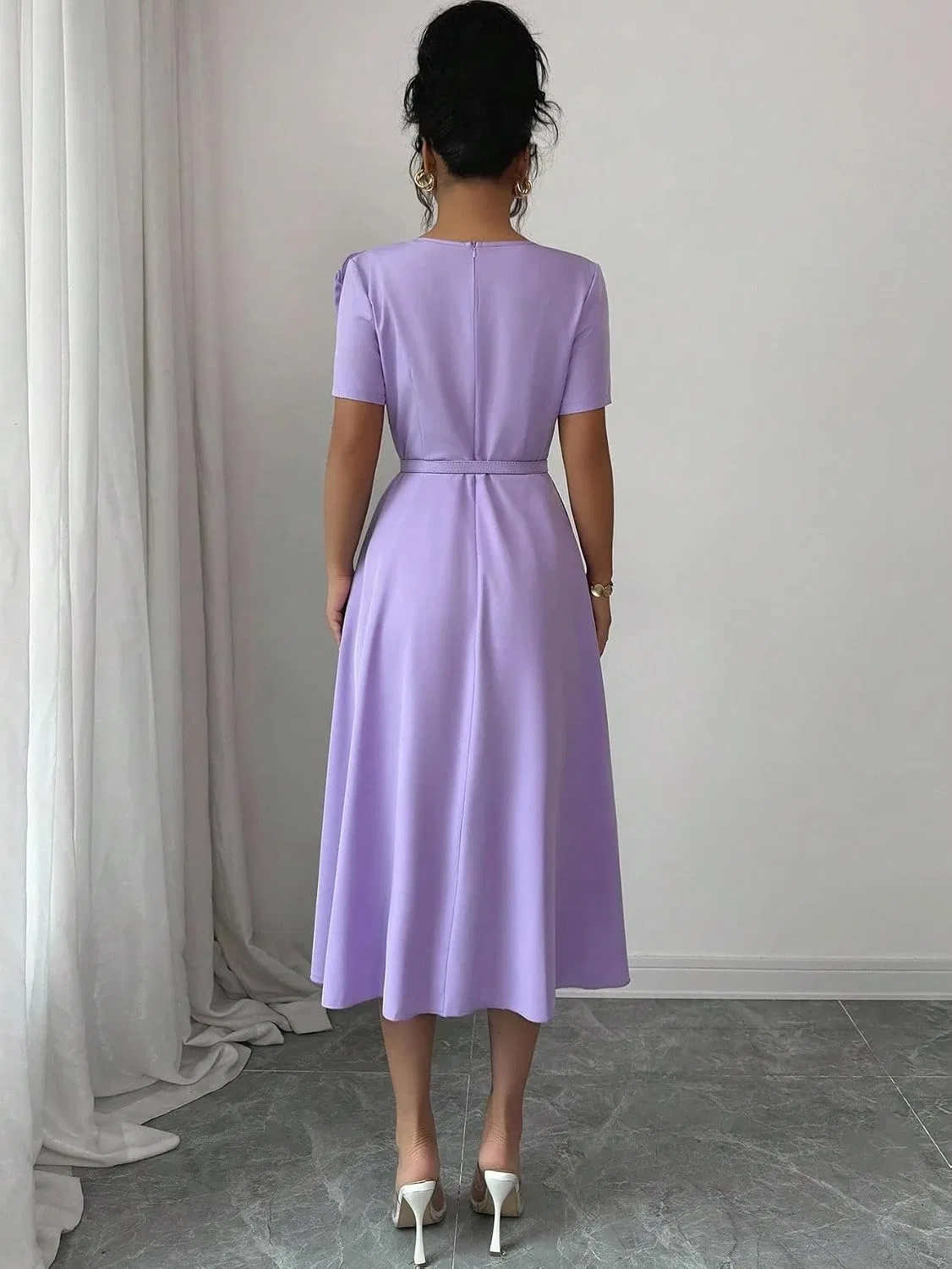 Женское платье миди с квадратным вырезом и воланами, Purple — фото 2