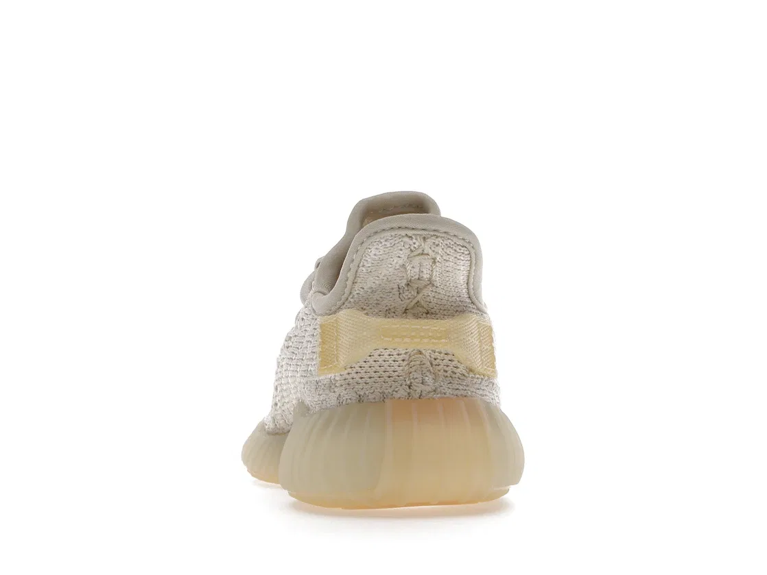 Детские кроссовки с верхом PrimeKnit Adidas Yeezy Boost 350 V2, Light/Light/Light — фото 4