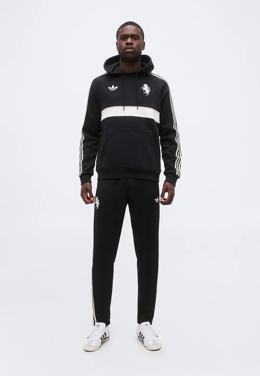 Худи "Ювентус Турин" - клубная одежда Adidas Originals, Black — фото 2