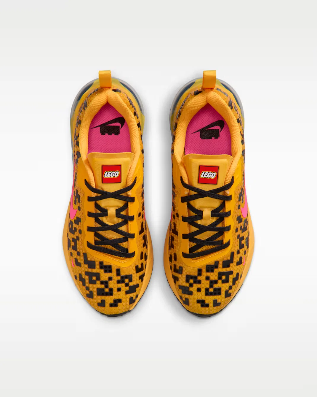 Кроссовки для детей постарше Nike Air Max Phoenix x LEGO Collection, University Gold/Black/Metallic Silver/Hyper Pink — фото 4
