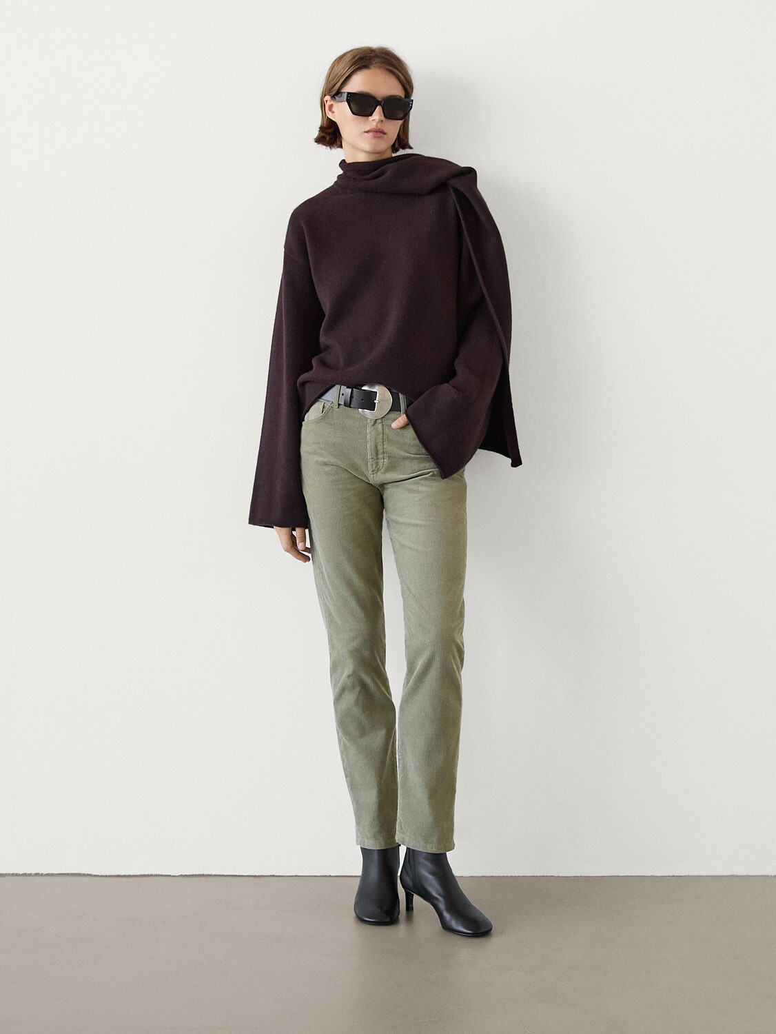 

Прямые вельветовые брюки Massimo Dutti, серый