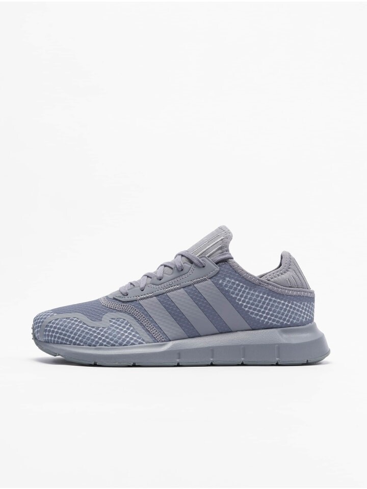 

Низкие кроссовки adidas Turnschuhe, серый