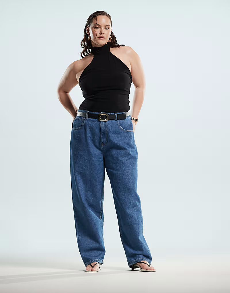 

Джинсы-бочонки ASOS DESIGN Curve средне-синего цвета ASOS Curve